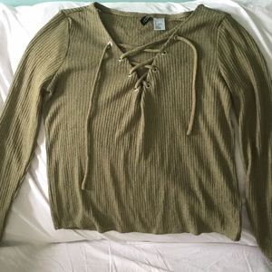 Long sleeve tie up shirt